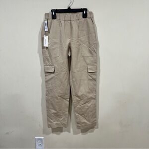NWT Aritzia Babaton cargo style pants tan beige size 0